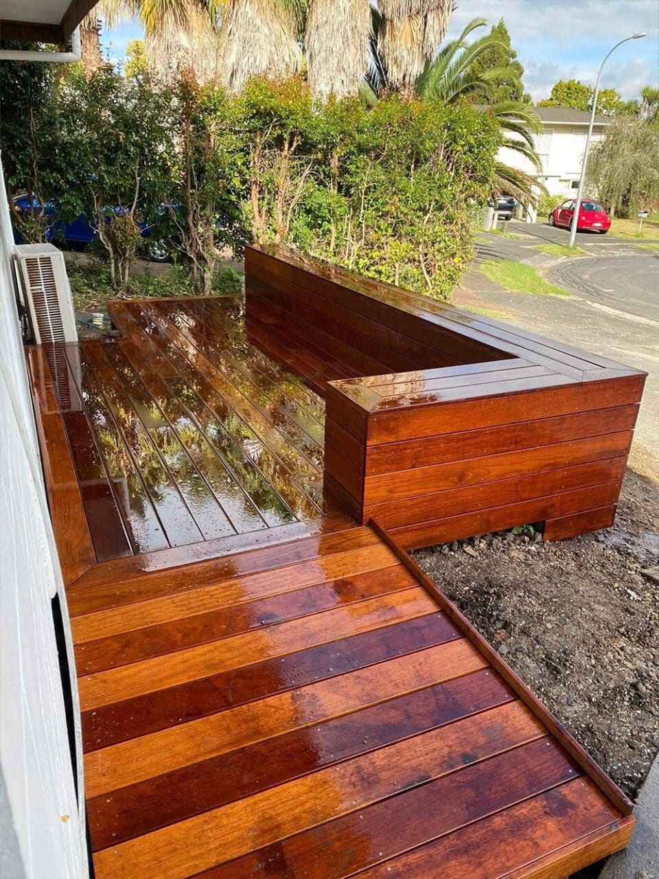 Mersey Construction - hardwood deck and planter in Auckland