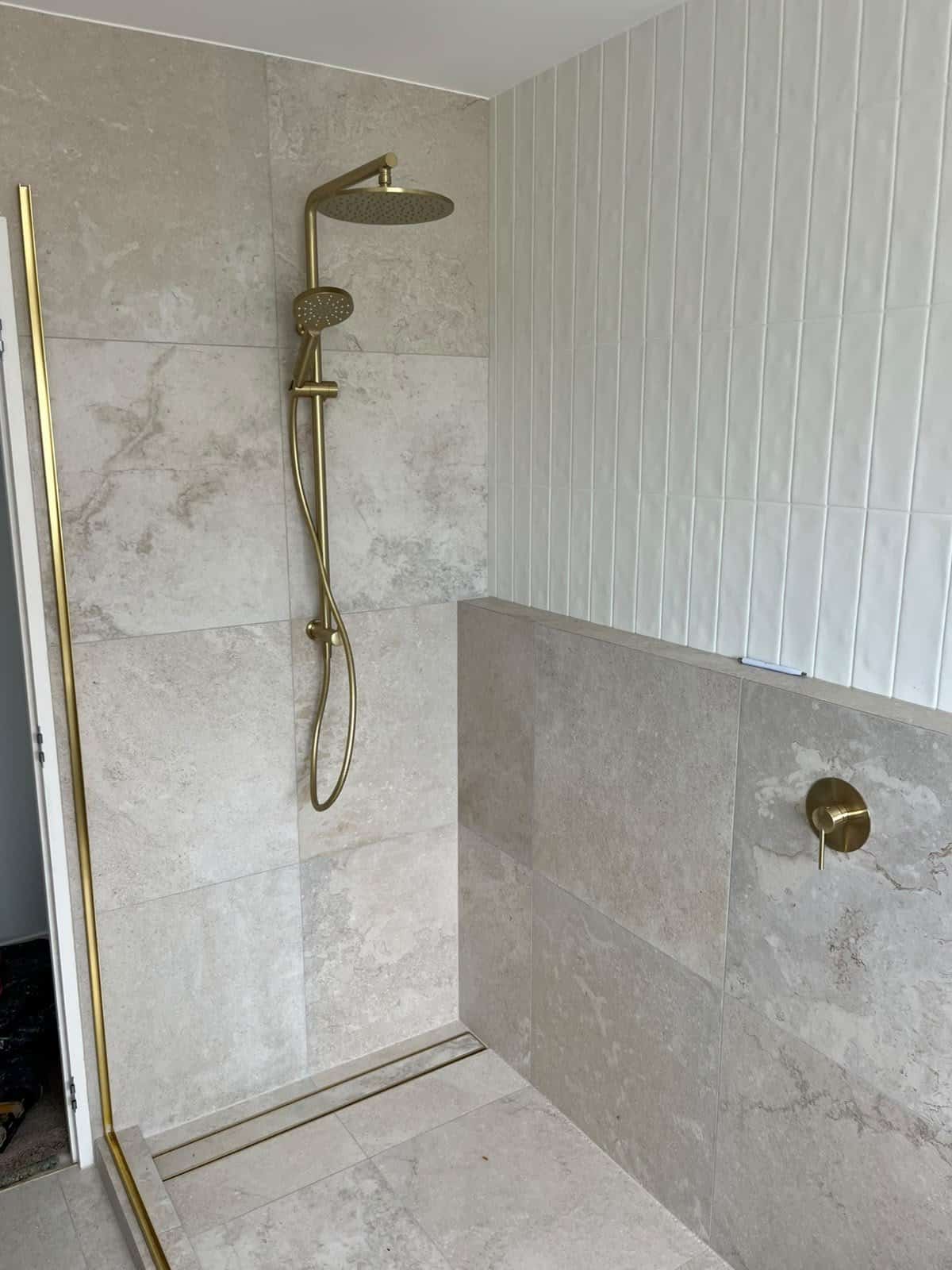 Hot Water Cylinder Replacement in Auckland: Signs, Options and the Rules